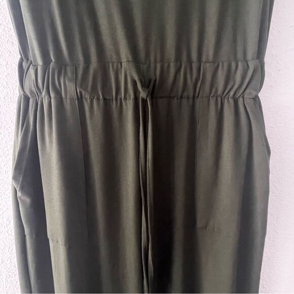 Capella Green Short Sleeve Scoopneck One Piece Joggers Jumpsuit Romper Size M - Picture 4 of 10